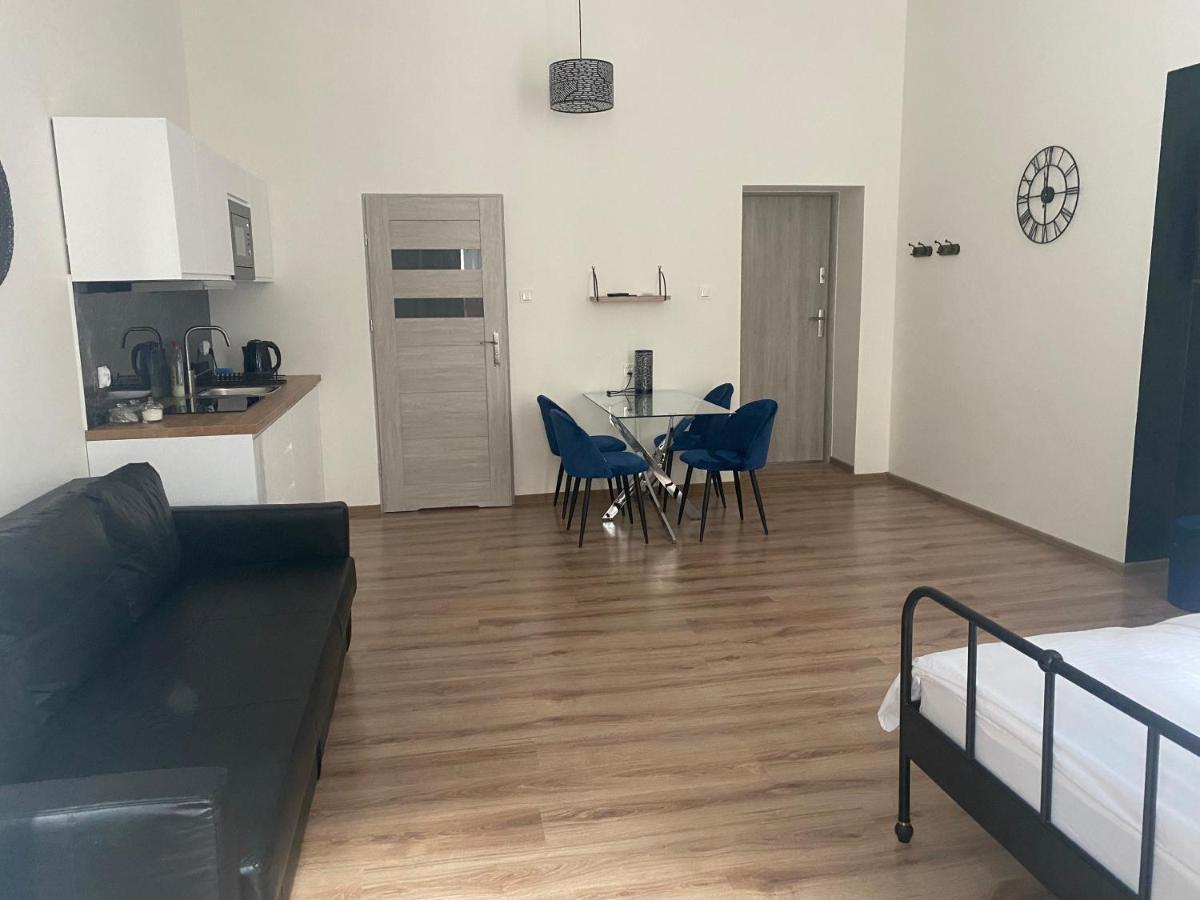 Apartamenty Mikubo Wrocław Buitenkant foto