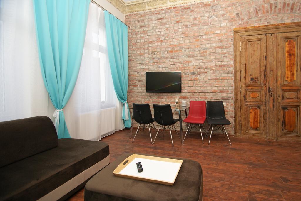 Apartamenty Mikubo Wrocław Buitenkant foto