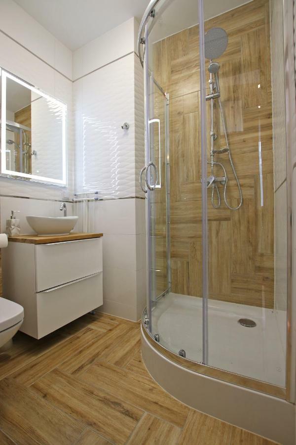 Apartamenty Mikubo Wrocław Buitenkant foto