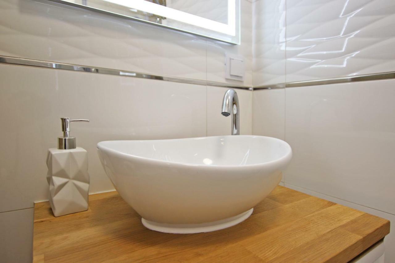 Apartamenty Mikubo Wrocław Buitenkant foto