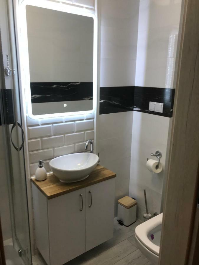 Apartamenty Mikubo Wrocław Buitenkant foto